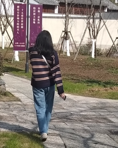 胡小姐